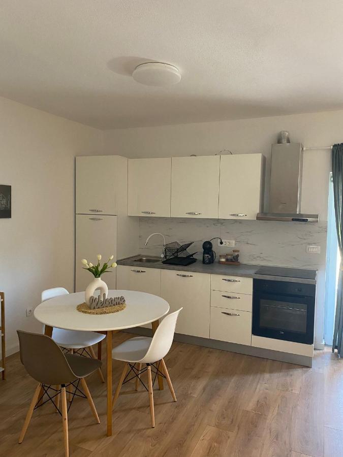Apartment Bura