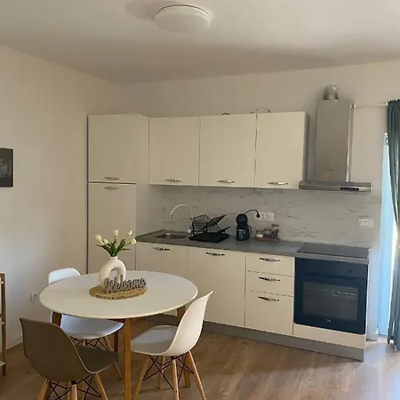 Apartament Bura Jelsa  Zewnętrze zdjęcie
